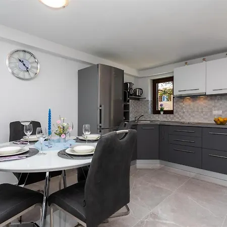 Apartmán Roko Županje
