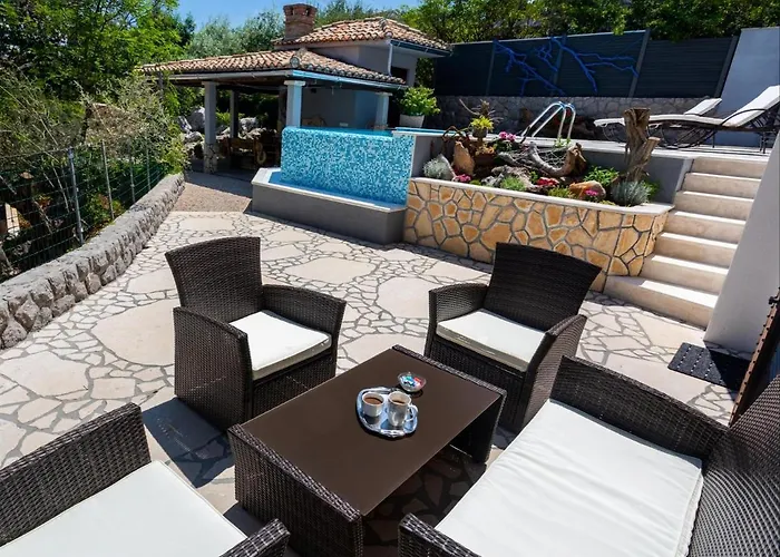 Roko Apartment Zupanje